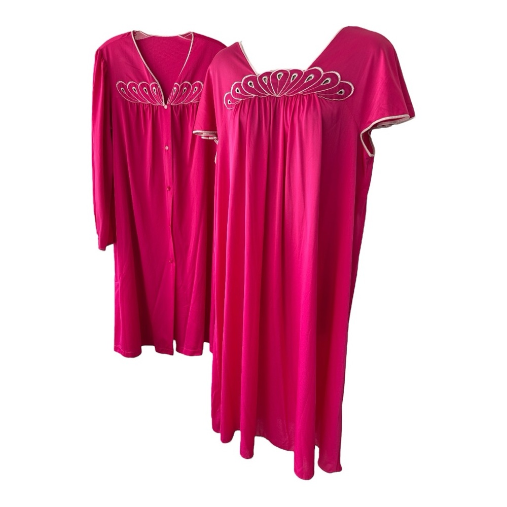 SHADOWLINE vintage hot pink and white gown and robe, Medium